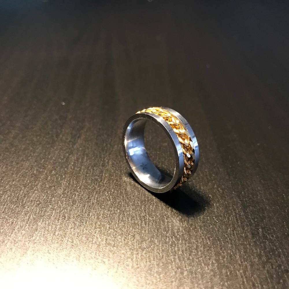 Spinner Ring